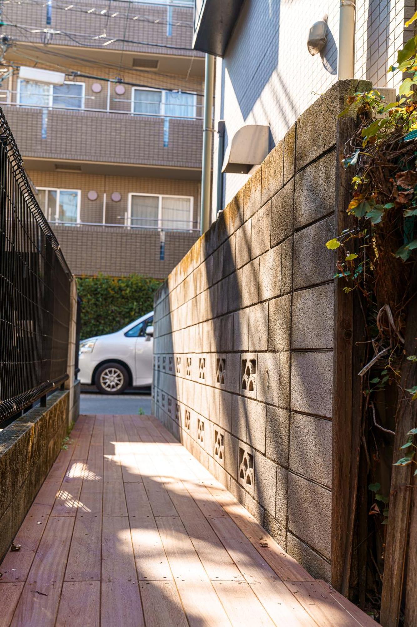 70m2 House In *