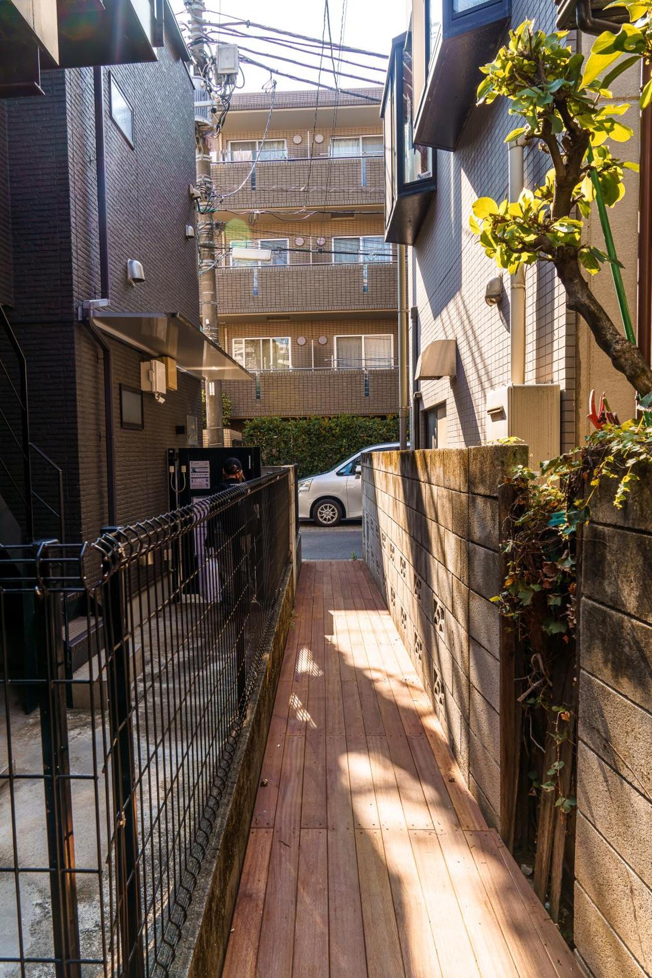 70m2 House In *